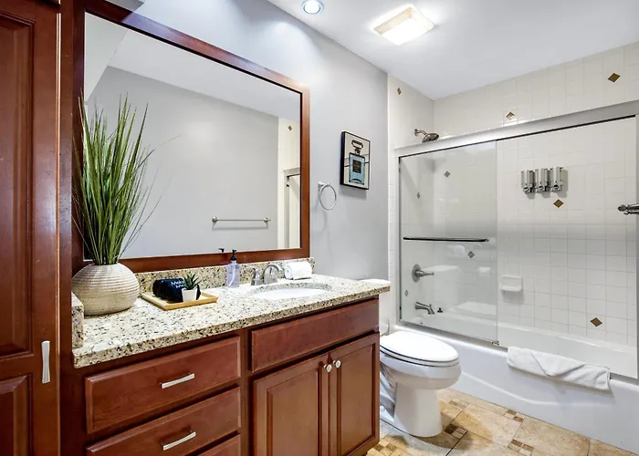 5 Min To Old Town L Heated Pool L L Game L Putting Holiday home Scottsdale